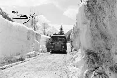 162 - corriera tra la neve 3